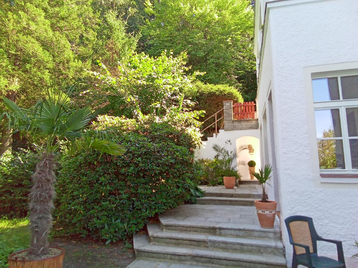 Pension Baron Schoeneck Karlsbad Exteriör bild