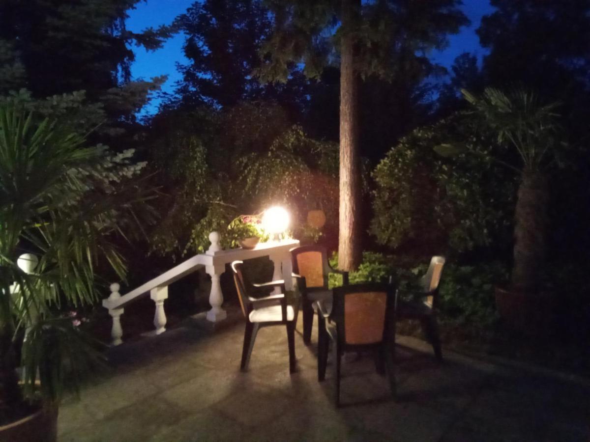 Pension Baron Schoeneck Karlsbad Exteriör bild